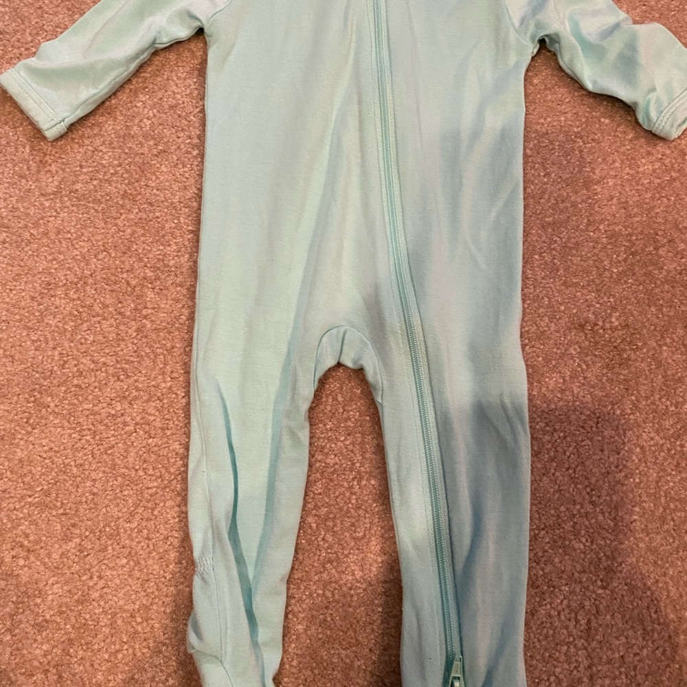 Kyte baby onesie